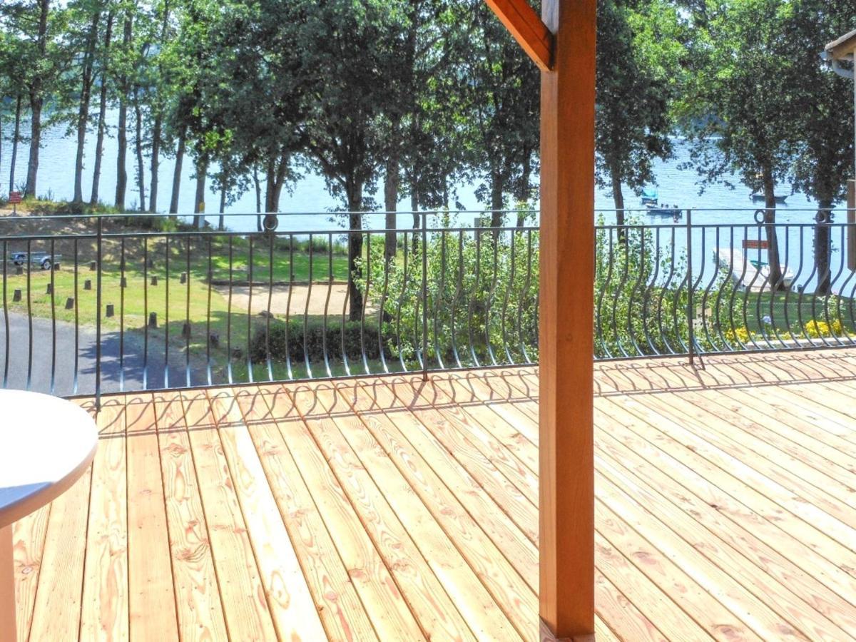 Chalet Charmant A Saint-Gerons Avec Piscine Partagee Saint-Gérons Exterior foto
