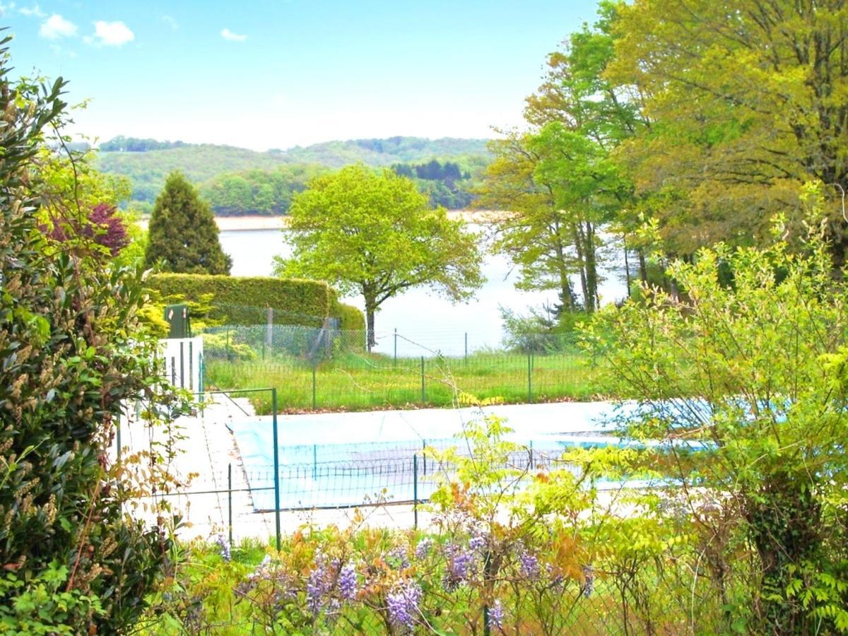 Chalet Charmant A Saint-Gerons Avec Piscine Partagee Saint-Gérons Exterior foto